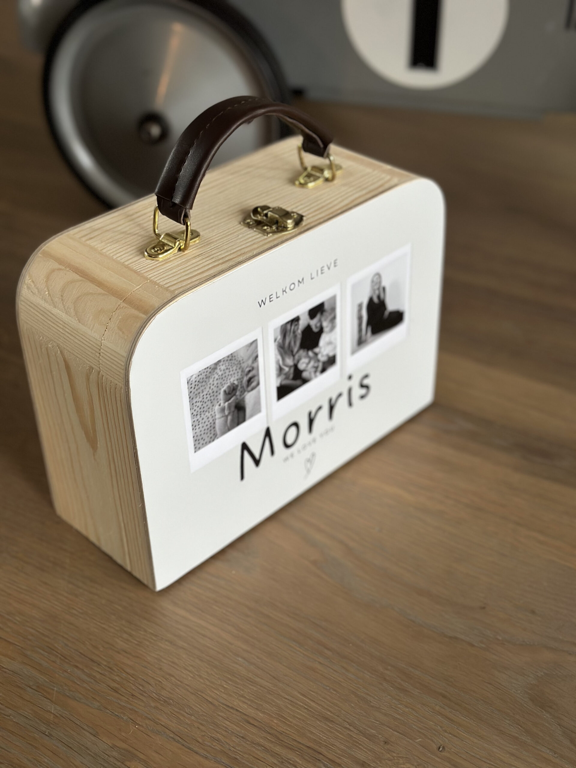 Morris 1